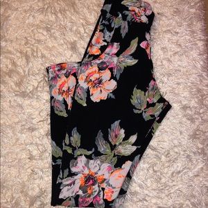 Gently use dressy pants black with flowers